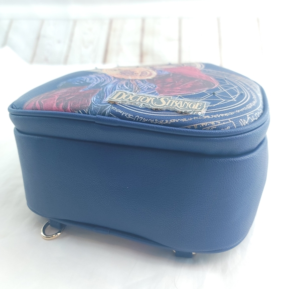 Doctor Strange Multiverse of Madness Light Up Mini Backpack NWT - Picture 5 of 12
